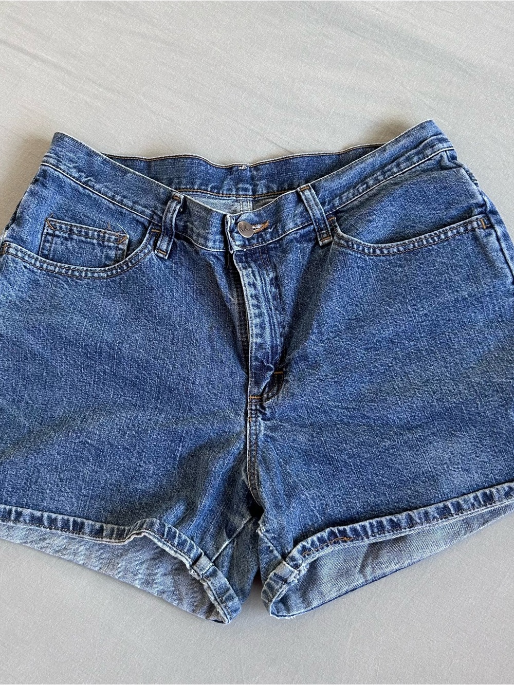 Classic High-Waist Blue Denim Women’s Shorts